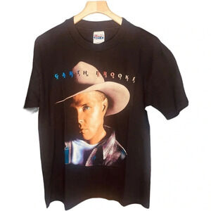 Vintage Garth Brooks Black Graphic Short Sleeve T Shirt
